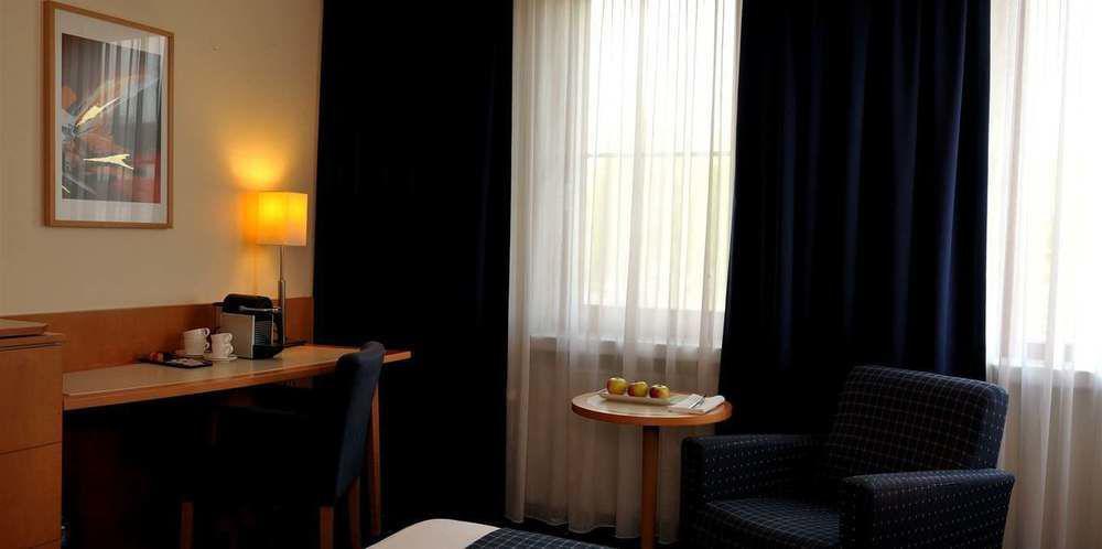Notiz 4* Leeuwarden